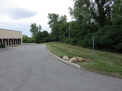 6 Eastern Strip-Entrance into parcel