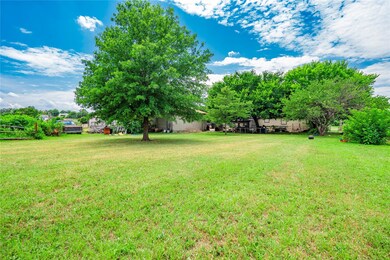 124 Clay Ct, Springtown, TX 76082 - photo 5