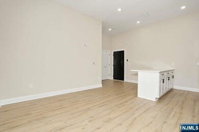 385 Passaic Ave unit 4, Lodi, NJ 07644 - photo 6