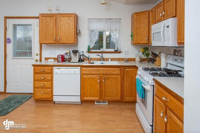 Kitchen_DMD_8980-SMALL