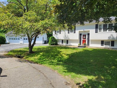 17 Rolfe Cir, Gardiner, ME 04345 - photo 3