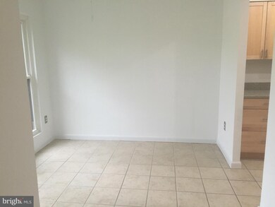 6929 Cipriano Woods Ct, Lanham, MD 20706 - photo 6