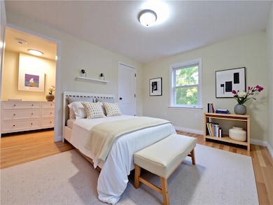 1 Shangri-La Ln, Middletown, RI 02842 - photo 7