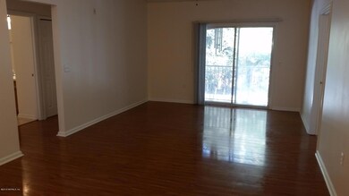 5201 Playpen Dr unit 16, Jacksonville, FL 32210 - photo 3