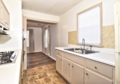 5139 S 36th West Ave, Tulsa, OK 74107 - photo 5