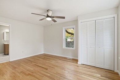 50 Pine St, South Hadley, MA 01075 - photo 5