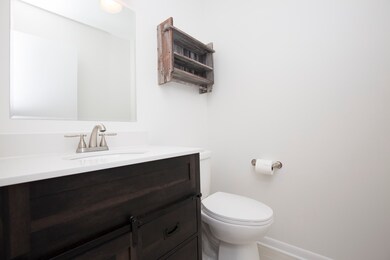 166 Dunbar Ln, East Dundee, IL 60118 - photo 7