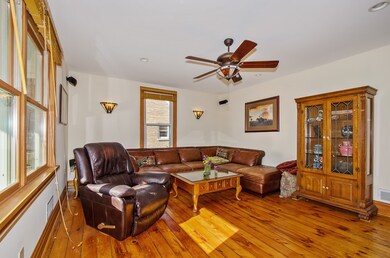 1592 E Walnut Ave, Des Plaines, IL 60016 - photo 4