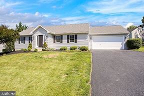 1 Pheasant Ln, Mohnton, PA 19540 - photo 2