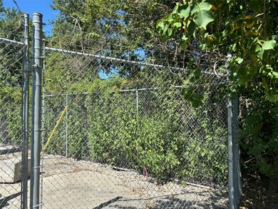 3310 Bobbie Ln, Houston, TX 77086 - photo 4