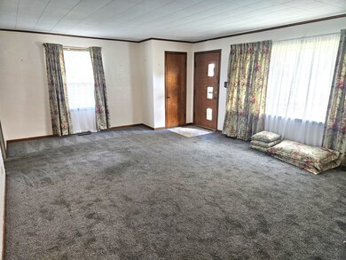 3811 E Lynn St, Anderson, IN 46013 - photo 6