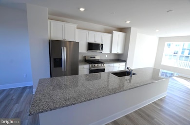 7569 Dundee Rd, Baltimore, MD 21244 - photo 7