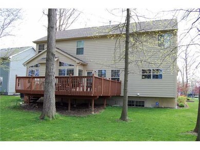 810 Wedgewood Dr, Marysville, OH 43040 - photo 2