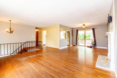 4 Honeysuckle Ln, Milton, PA 17847 - photo 6