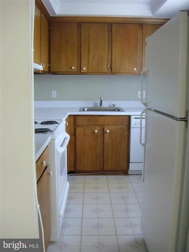 4123 36th St S unit B2, Arlington, VA 22206 - photo 2