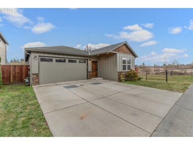 1213 SW 25th Cir, Battle Ground, WA 98604 - photo 2