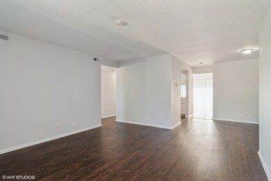 1726 S Washington St unit 1726, Naperville, IL 60565 - photo 4