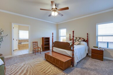 509 Landry Ct, Granbury, TX 76049 - photo 6