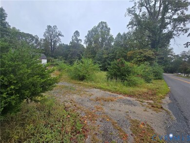 26081 Ruther Glen Rd, Ruther Glen, VA 22546 - photo 2