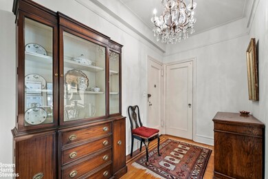 322 W 72nd St unit 10D, New York, NY 10023 - photo 4