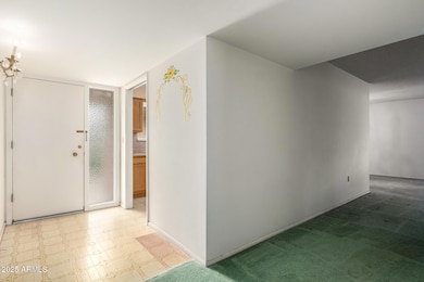 10764 W Cinnebar Ave, Sun City, AZ 85351 - photo 5