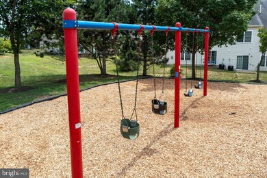 16821 Nuttal Oak Place, Woodbridge, VA 22191 - photo 7