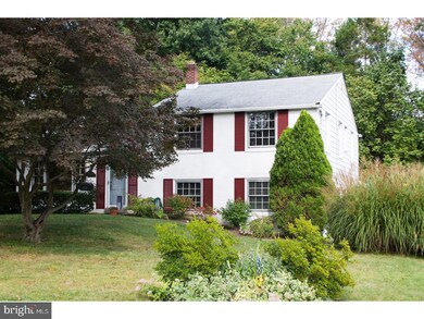 203 Canterbury Dr, Wallingford, PA 19086 - photo 2