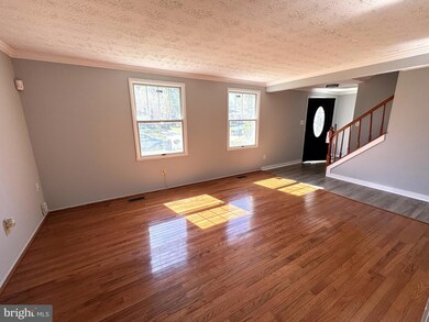 9112 Briarchip St, Laurel, MD 20708 - photo 4