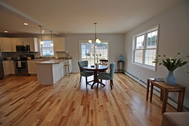 315 Sadlar Meadow Rd unit A, Richmond, VT 05477 - photo 6