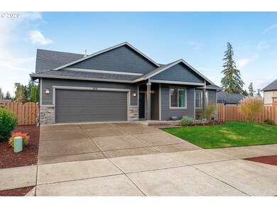 2152 A St, Hubbard, OR 97032 - photo 2