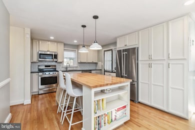 634 Yarmouth Rd, Towson, MD 21286 - photo 7