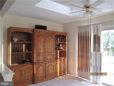 71 Lakebridge Dr, Woodbury, NJ 08096 - photo 7