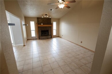 2208 NE 10th St, Moore, OK 73160 - photo 5