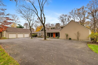 88 Starin Dr, Stamford, CT 06902 - photo 2