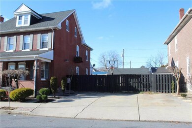 1007 Wood St, Bethlehem, PA 18018 - photo 3