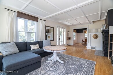 13-web-or-mls-71EastholmRd-24-2