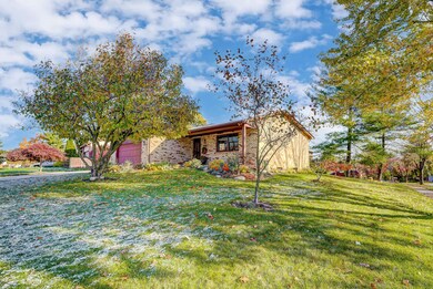 5928 Lisa St