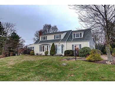 137 Briarcliff Ave, Warwick, RI 02889 - photo 2