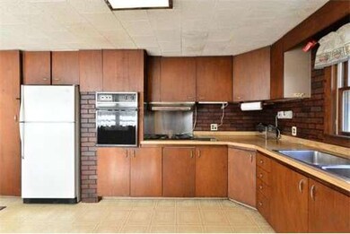 95 Pleasant St, Rockland, MA 02370 - photo 7