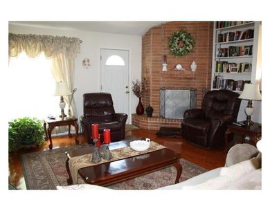 Den/Family/Great Room.