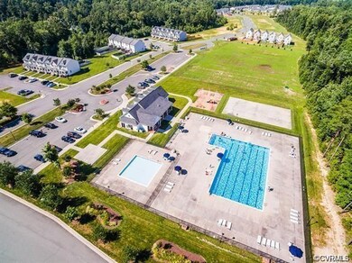 Y5 Kennington Park Rd unit 5, Acquinton, VA 23009 - photo 2