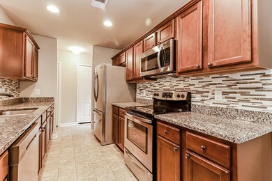 1006275.157 Coosawatchie Street - Kitche