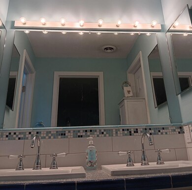 129 Portland Ave unit 10, Old Orchard Beach, ME 04064 - photo 7