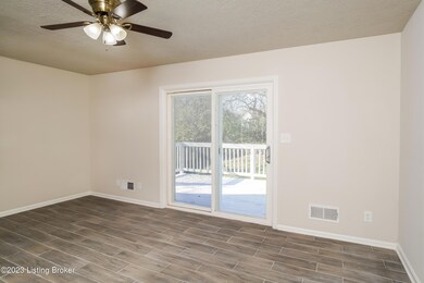 021-photo-dining-room-13382414