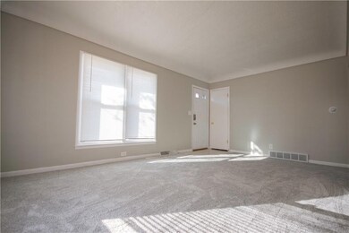 2601 Ashby Ave, Des Moines, IA 50310 - photo 6