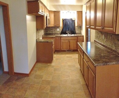 1332 Prairie Dr, Mount Pleasant, WI 53406 - photo 3