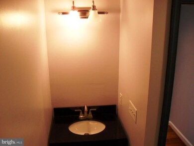 124 S Madeira St, Baltimore, MD 21231 - photo 5