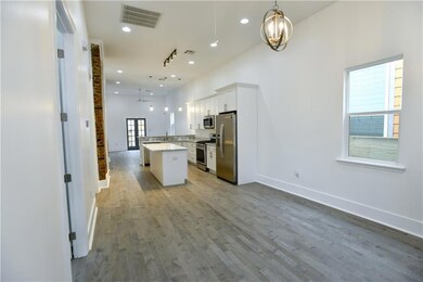 2924 Orleans Ave, New Orleans, LA 70119 - photo 2