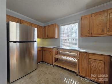 5940 Crape Myrtle Ln, Charlotte, NC 28216 - photo 6