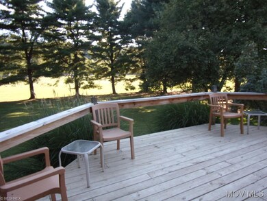 Large deck w beautiful view
